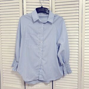 NWOT pinstriped button down shirt with cuff detail